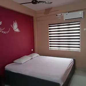  Lodge Safa Residency