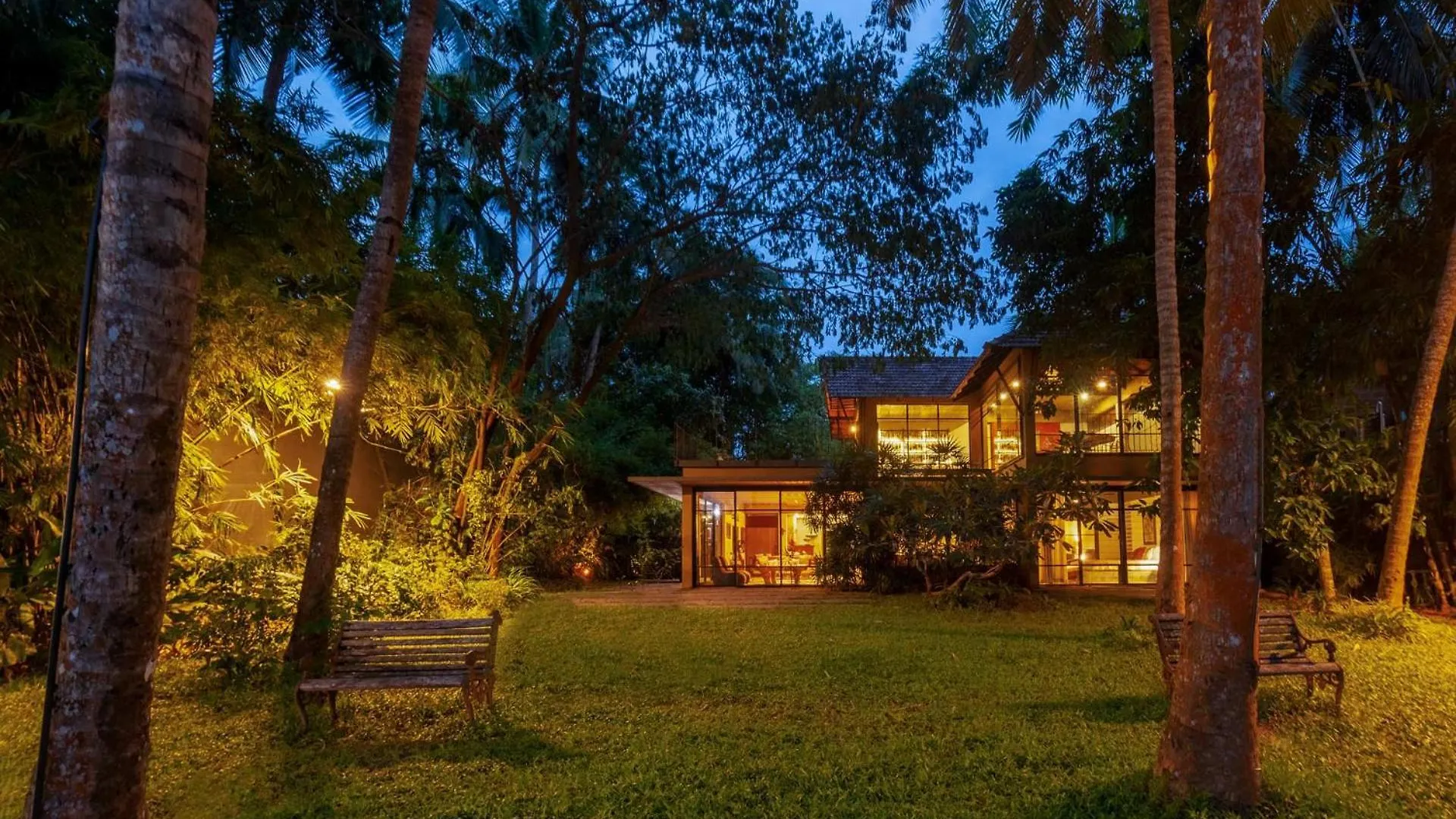 Stayvista At Toya Toya River View Kozhikode 0*,